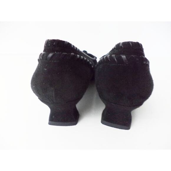 STUART WEITZMAN BLACK NUBUCK LEATHER LOW HEEL PUMP SHOE W TASSLE SZ 6M SPAIN - Picture 4 of 8